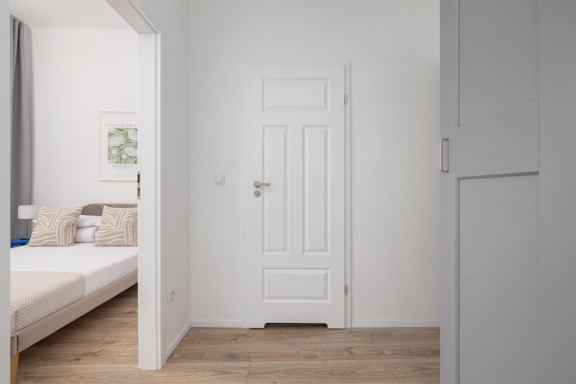 2 Bedroom Apartment - Dluga 65 Krasków Εξωτερικό φωτογραφία